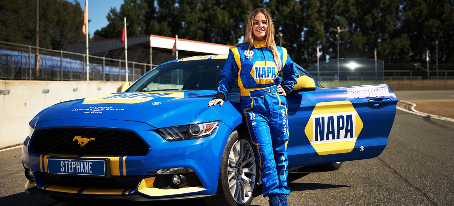 Stéphane Kox ambassadrice  NAPA Autoparts Nederland